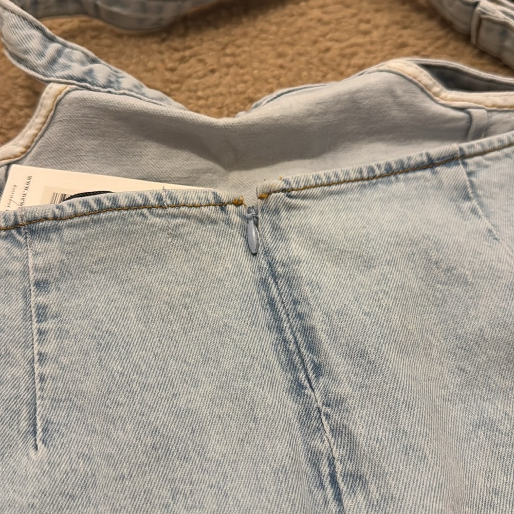 NWT WEWOREWHAT CUT OUT SKIRT INDIGO COMFORT SUPER LIGHT WASH - Picture 6 of 8